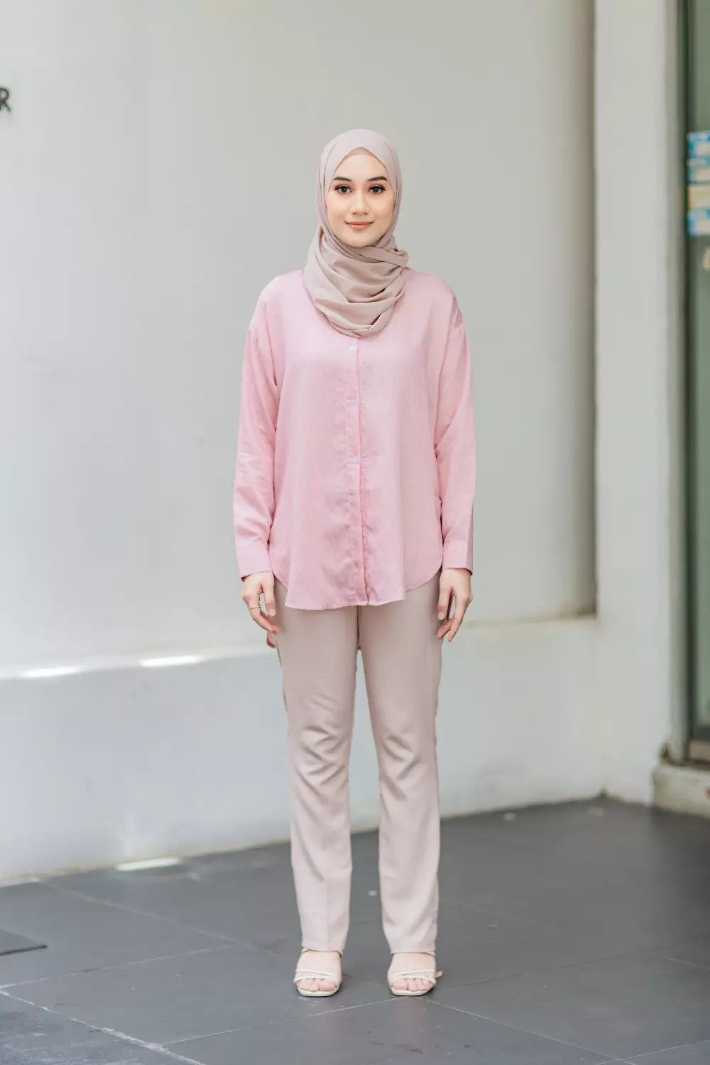 CARLA BLOUSE – BABY PINK
